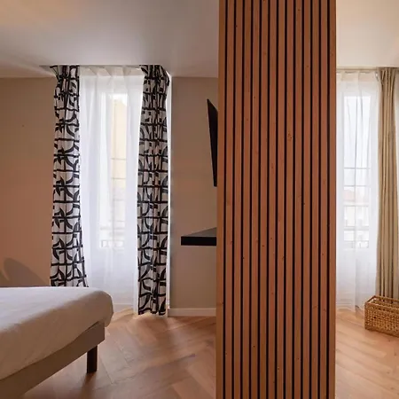 Le Filet Suspendu-Insolite -Garage- Wifi-Clim شقة