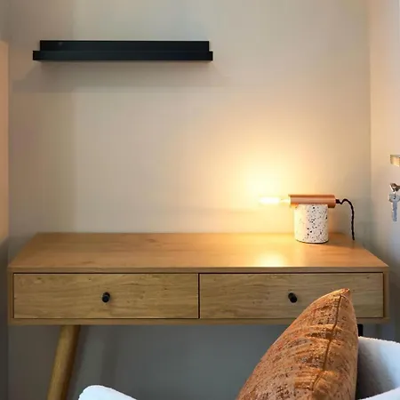 شقة Le Filet Suspendu-Insolite -Garage- Wifi-Clim تولون